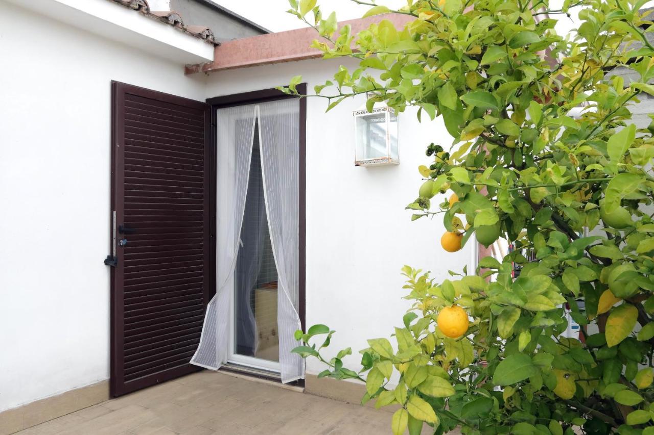 Apartment Ych-elegante Attico Vicino Marconi Rom